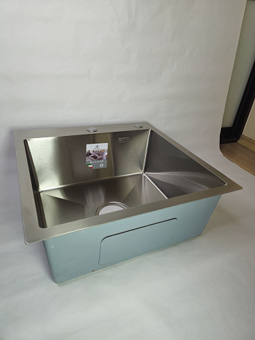 DS5050 Кухонная мойка 500*500*200mm , нержавеющая сталь с сифоном