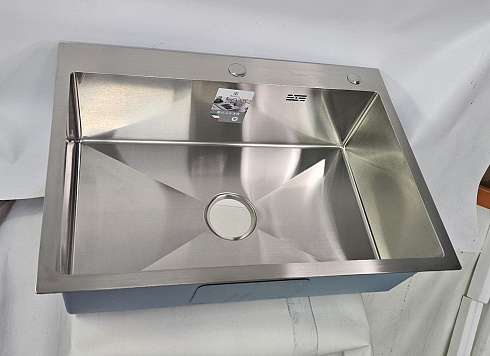 DS7050 Кухонная мойка 700*500*200mm , нержавеющая сталь с сифоном