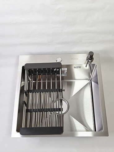 Мойка кухонная из нержавеющей стали Сатин Diadonna 50x50 c дозатором ,коландером и сифоном в комплекте