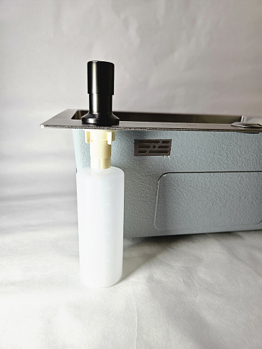 Мойка кухонная из нержавеющей стали Сатин Diadonna 50x40 c дозатором ,коландером и сифоном в комплекте